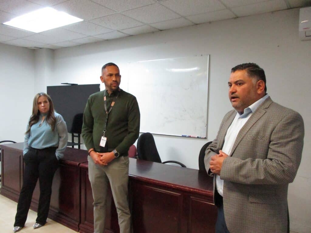 Reconoce cadena comercial Oxxo trabajo de la FGE y la AEI Zona Sur