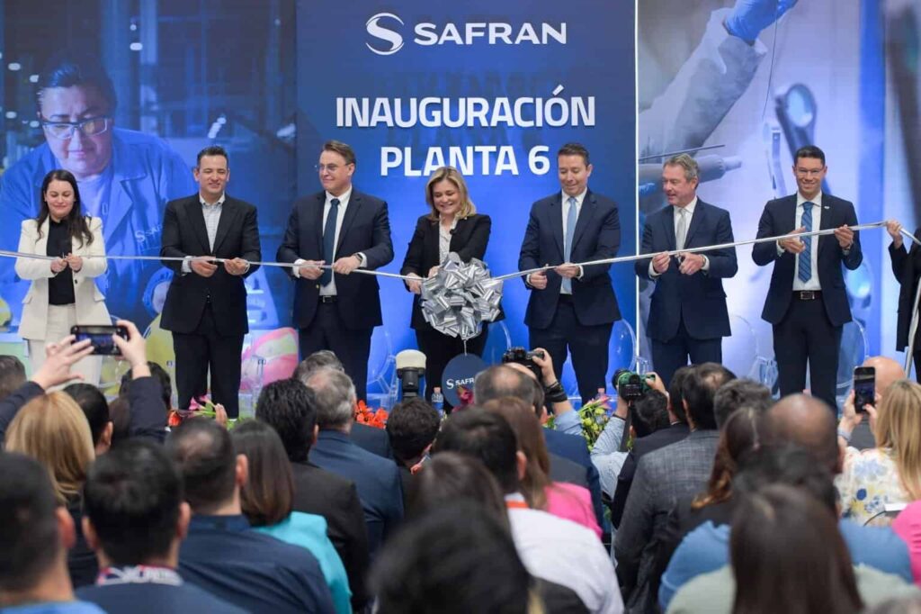 Chihuahua consolida su liderazgo en la industria aeroespacial: Maru Campos
